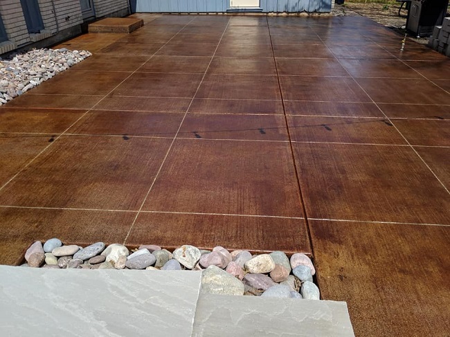 Adding a Gorgeous Acid-Stained Color to the Concrete on Your Patio